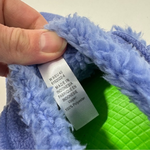 Oofos OOCoozie Soft Low Recovery Shoes  Periwinkle Blue Fleece - Picture 8 of 8